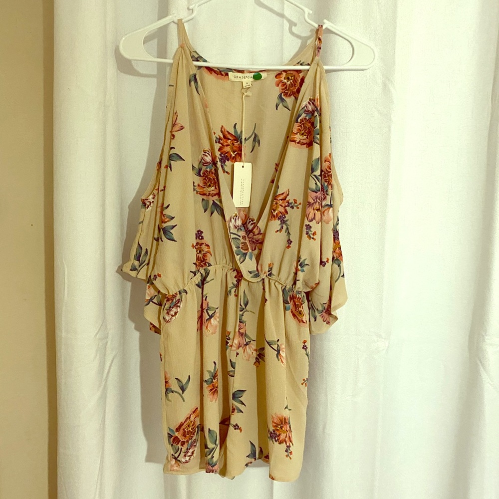 SALE! NWT GRADE & Gather Floral Romper Size S
